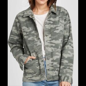 Universal Thread Camo Jacket